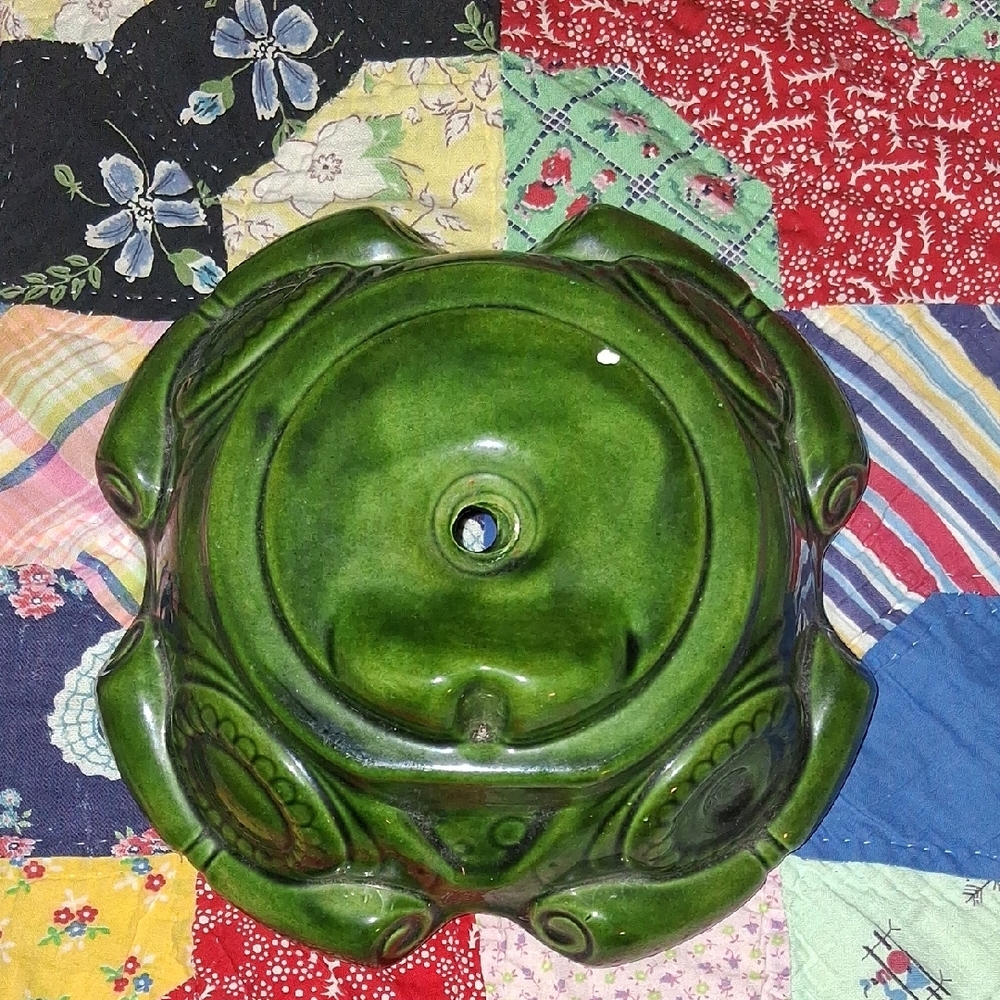 Ceramic Christmas Tree Base - Picture 2 of 3